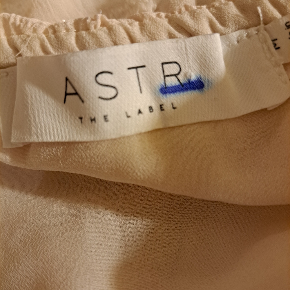 ASTR THE LABEL ZIVA LONG SLEEVE RUFFLED ROMANTIC TOP SIZE M - Picture 12 of 14